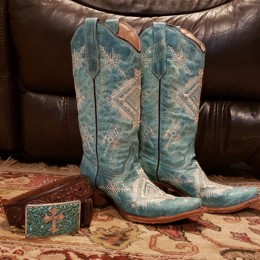 Turquoise Cowgirl boots